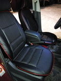Чехлы эко-кожа (Типо) VOLKSWAGEN POLO седан с 2010, 2/3 зад.сид.