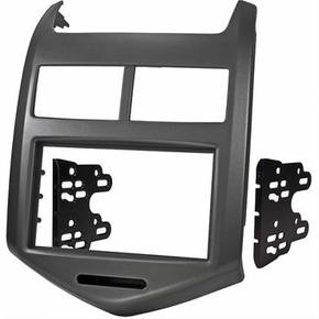Intro RCV-N10 Переходная рамка Chevrolet Aveo