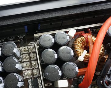 Ural UT 1.13800 Ultimatum Усилитель мооблок