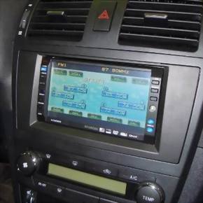 Intro RTY-N40 Переходная рамка Toyota Avensis 09+