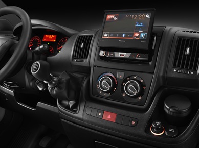 PIONEER AVH X7700 BT автомагнитола 1 din USB, BT, iPod/iPhone