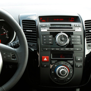 Intro RKIA-N40 Переходная рамка KIA Venga