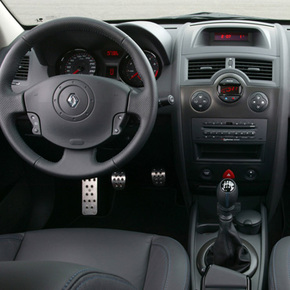 Intro RFR-N04 Переходная рамка Renault Megane