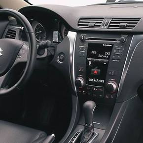 Intro RSZ-N06 Переходная рамка Suzuki Kizashi
