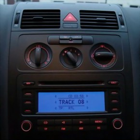 Intro RVW-N01 Переходная рамка VW Golf V / Skoda Fabia